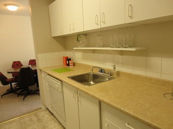 West Coast Suites By Gamalos Group Victoria Esterno foto